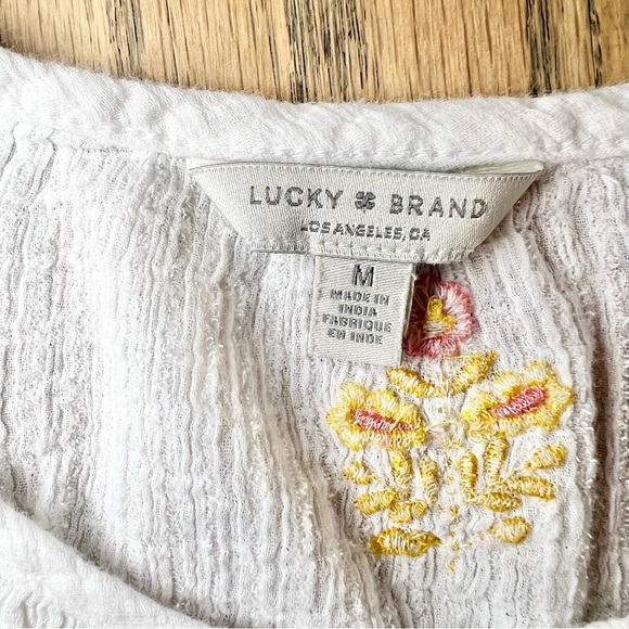 Lucky Brand Women’s White Embroidered Summer Floral Peplum Tank Top Size Medium - Picture 3 of 8
